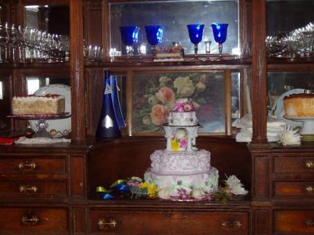Weddings at Lehmann House Elegant Wedding Cake
