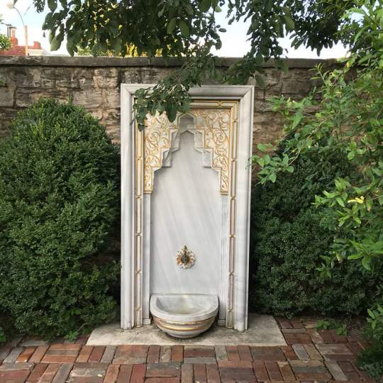 Missouri Gardens Fountain